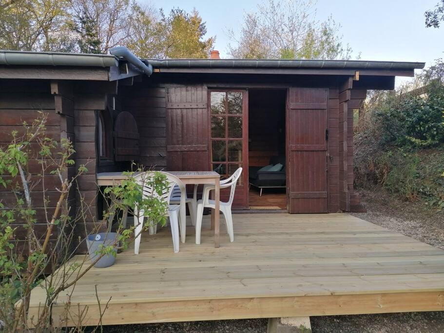 Chalet En Pleine Nature Au Bord D'Un Etang Lanvallay Extérieur photo