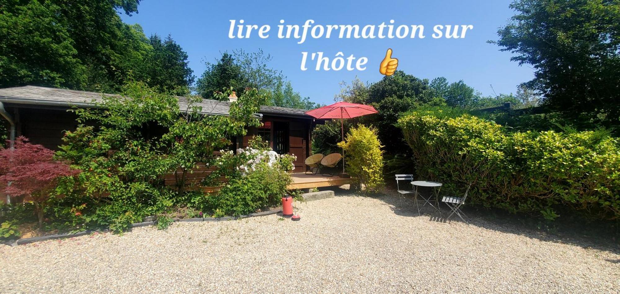 Chalet En Pleine Nature Au Bord D'Un Etang Lanvallay Extérieur photo